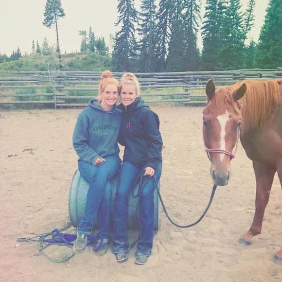 Meet your Posher, Mandy - Picture 1 of 1